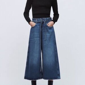 Zara Belted The Mid Waist Jeans - Size 4